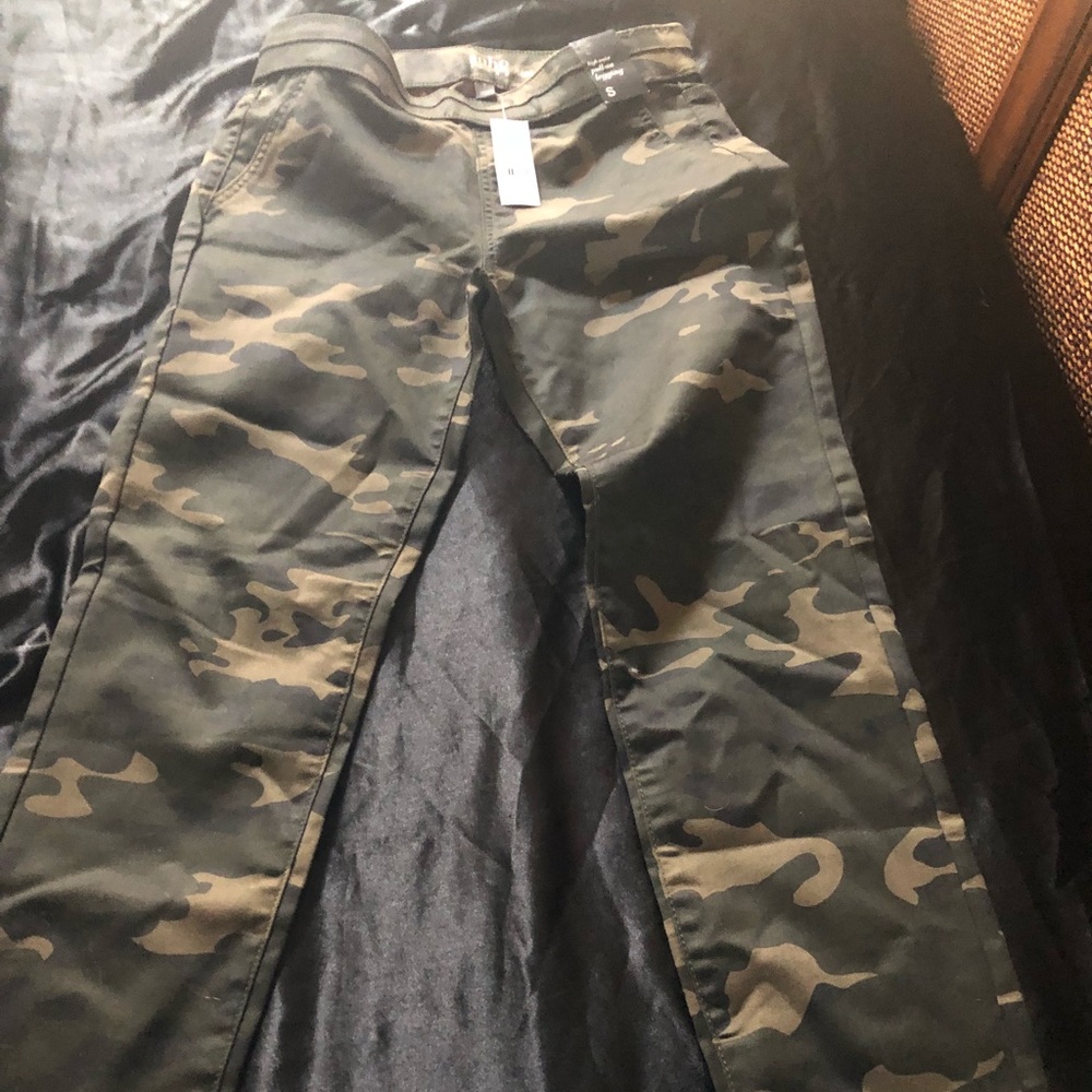 New York and company camp leggings size small new